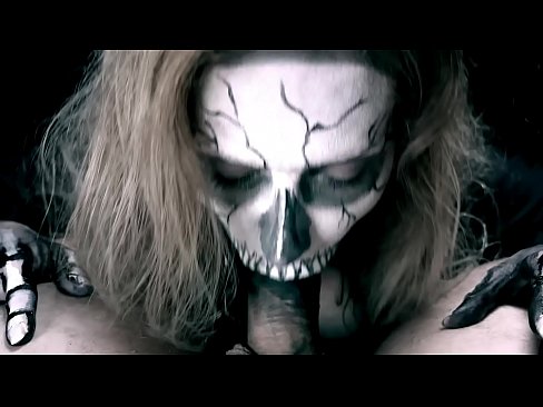 ❤️ Demon ti fi souse kòk chante ak bouch nwa li ak vale kom. ❌ Porno nan ht.sexeey.ru